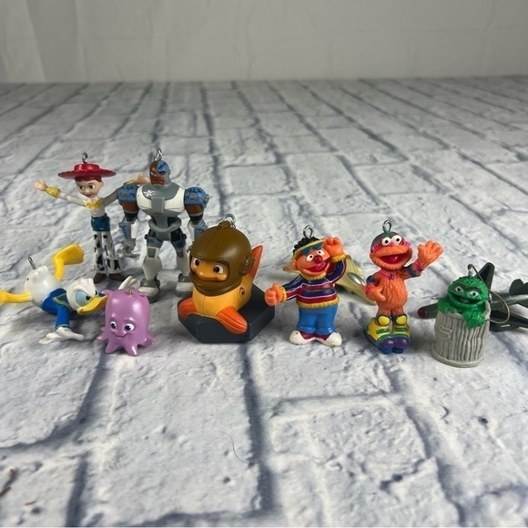 Disney Other - Vintage Disney/Sesame Street Christmas ornaments